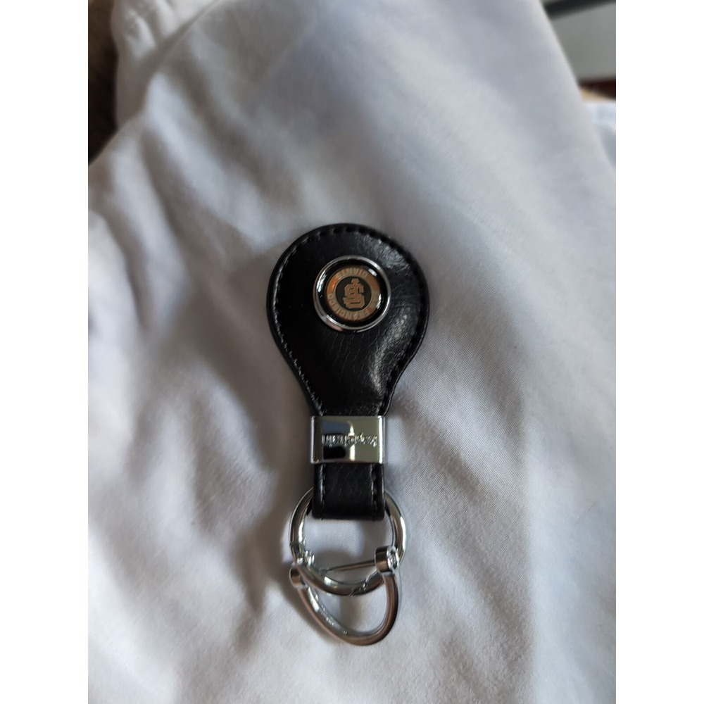 San Francisco Giants 3-D Metal & Leather Key Chain MLB Licensed Baseball
